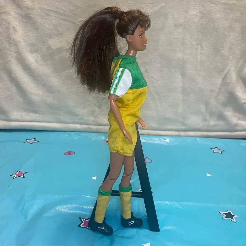 Barbie FIFA soccer Teresa doll 1999